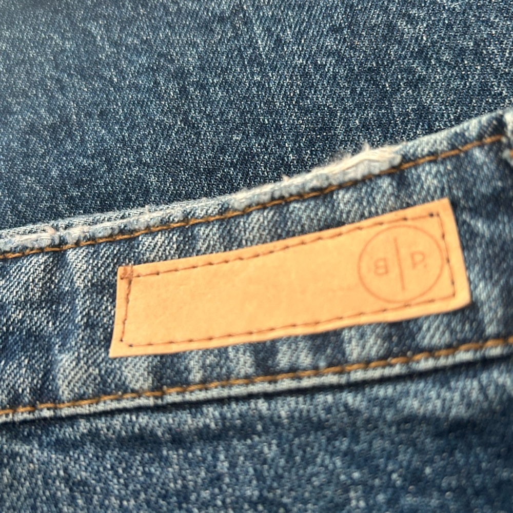 BP High Rise Raw Hem Jeans Size 32